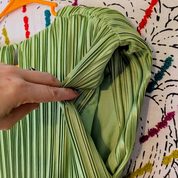 Modern Lime Green Snake Print Y2K Inspired Mesh Midi Skirt Set - Picture 3 of 6